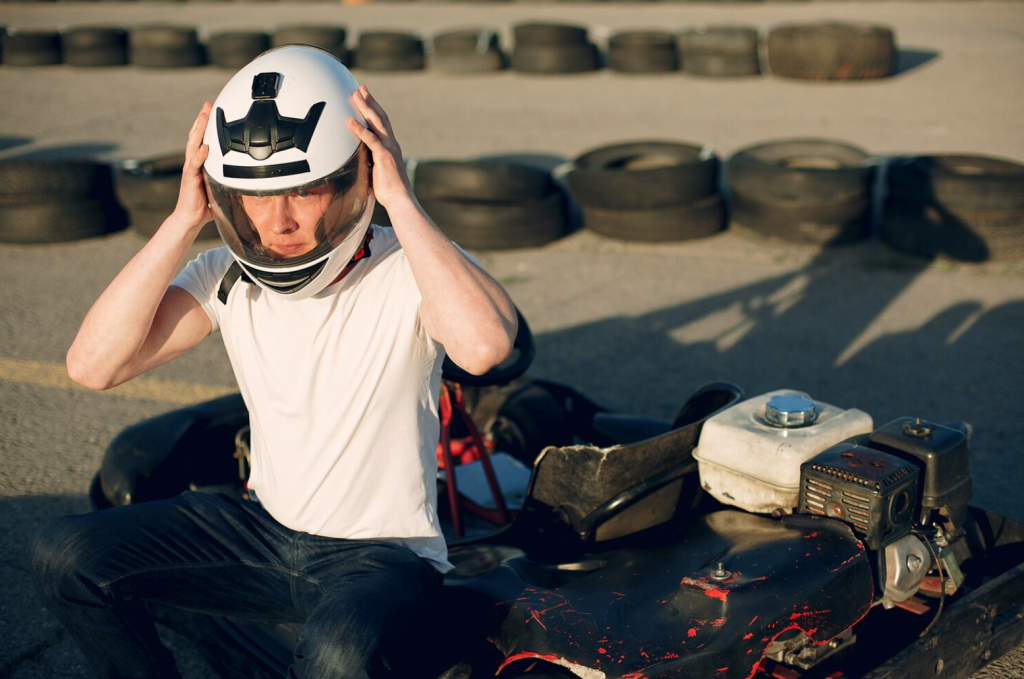 Behind the Scenes: The Unsung Heroes of Racing Car Crews